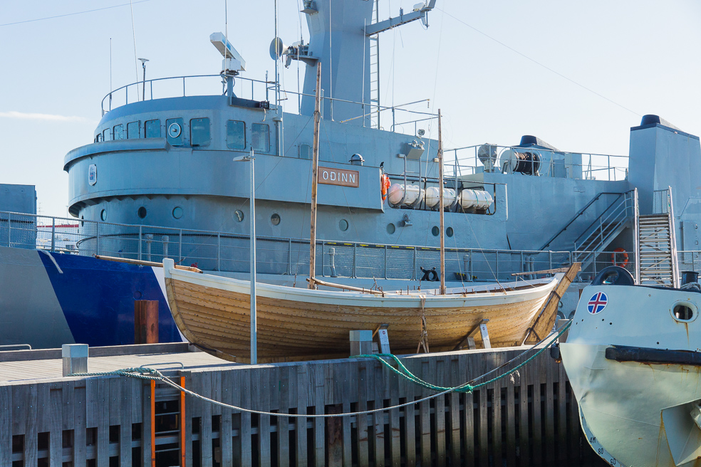 20240911_0202_Island