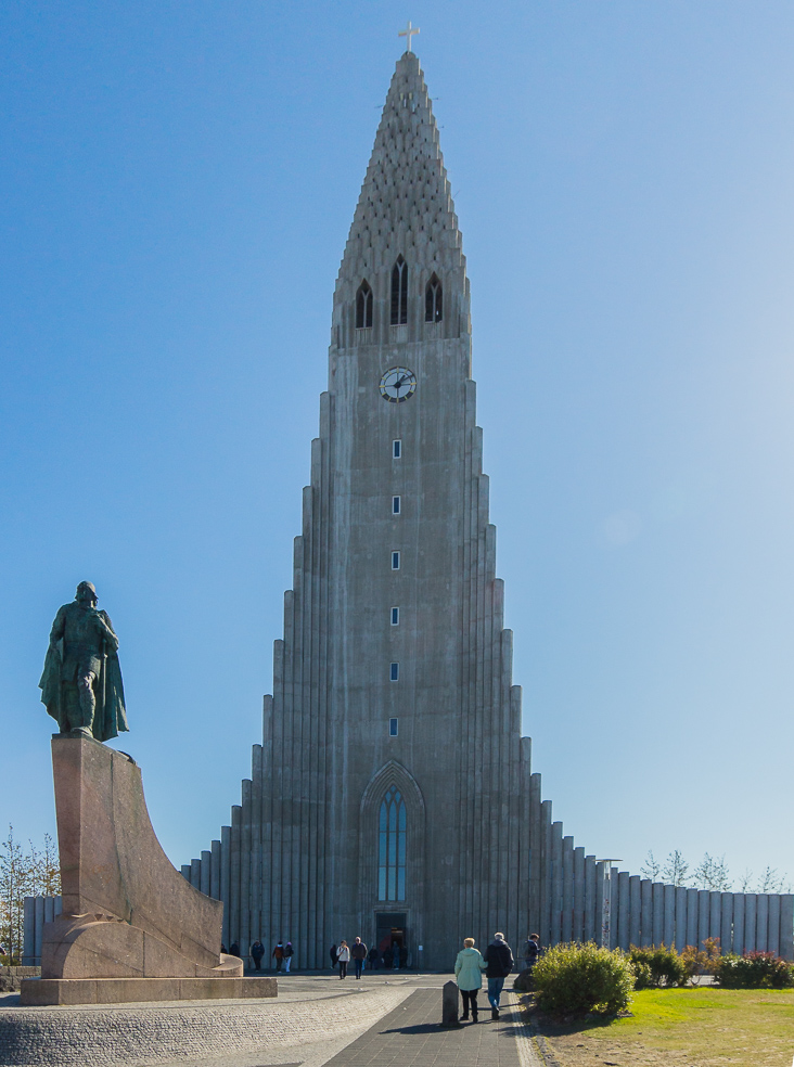 20240911_0238_Island