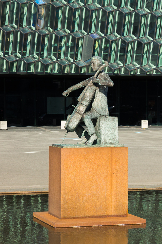 20240911_0251_Island